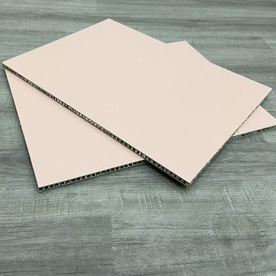 Lichte bouwpanelen voor wand- en plafondconstructie